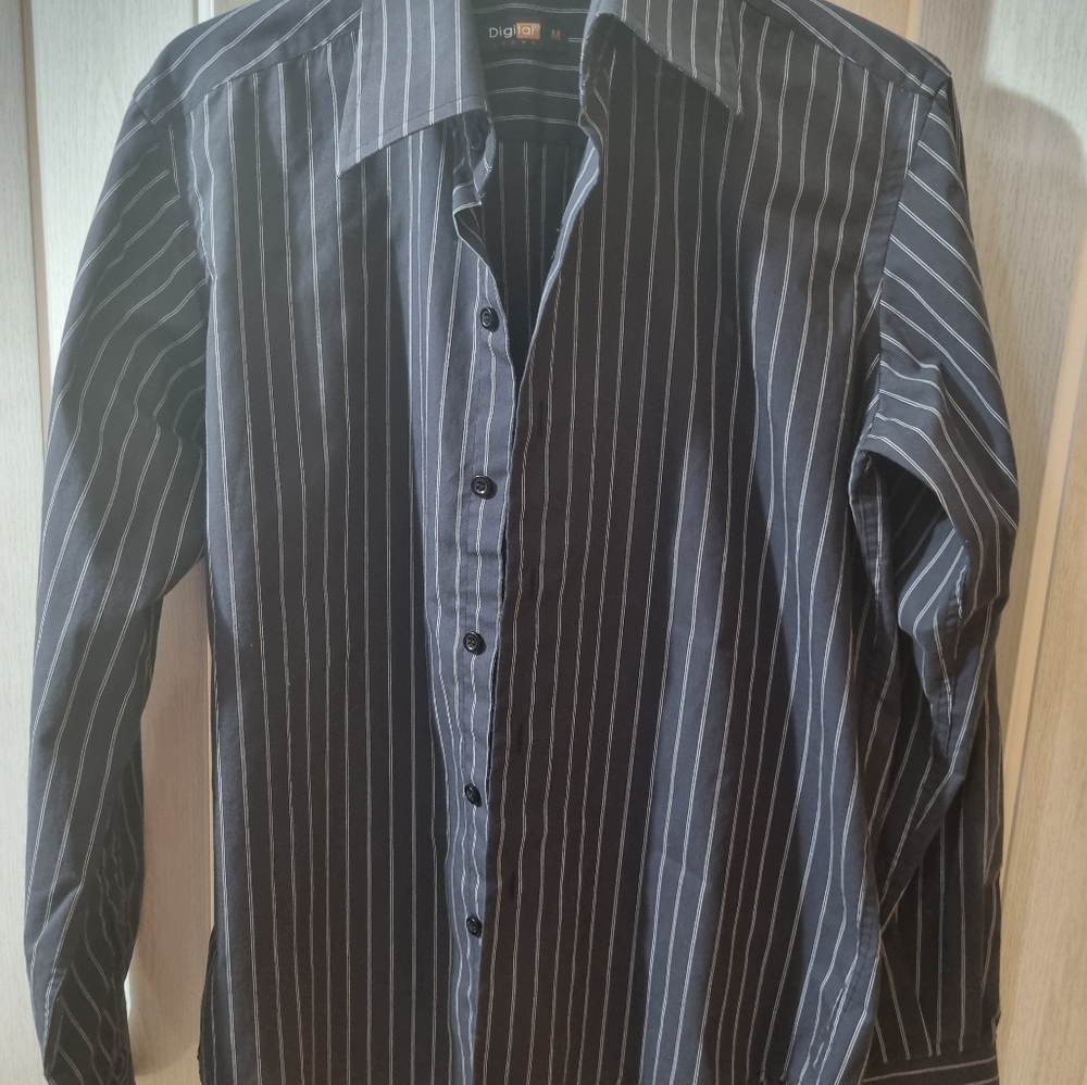 Digital black stripes shirt long sleeve size M (boys) - Picture 7 of 7